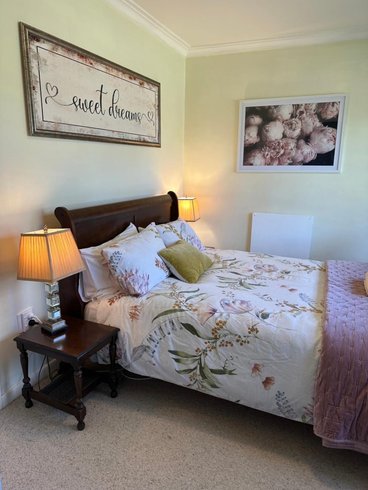 Cambridge Cottage - Self Catering Holiday House Екстер'єр фото